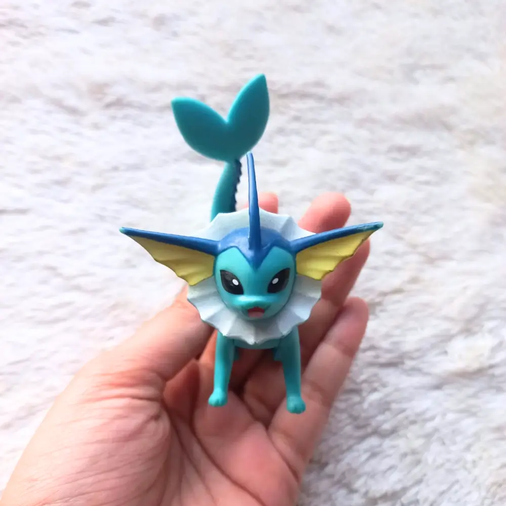 Pokemon Vaporean Battle Figure - Image 3