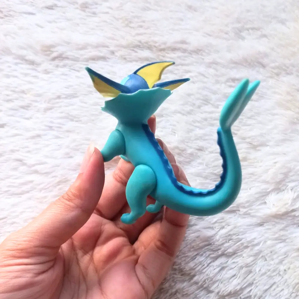 Pokemon Vaporean Battle Figure - Image 5